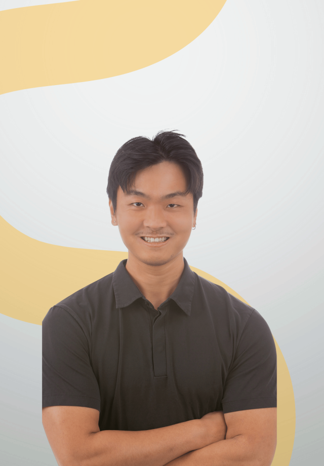 https://liveactivesportmed.com/wp-content/uploads/2024/11/David-Zhao-Etobicoke-Physiotherapist-640x920.png